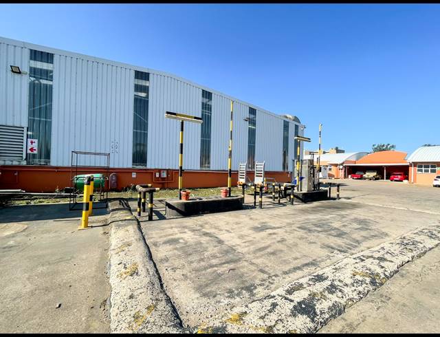 7,000M² WAREHOUSE TO LET IN PROSPECTON INDUSTRIAL